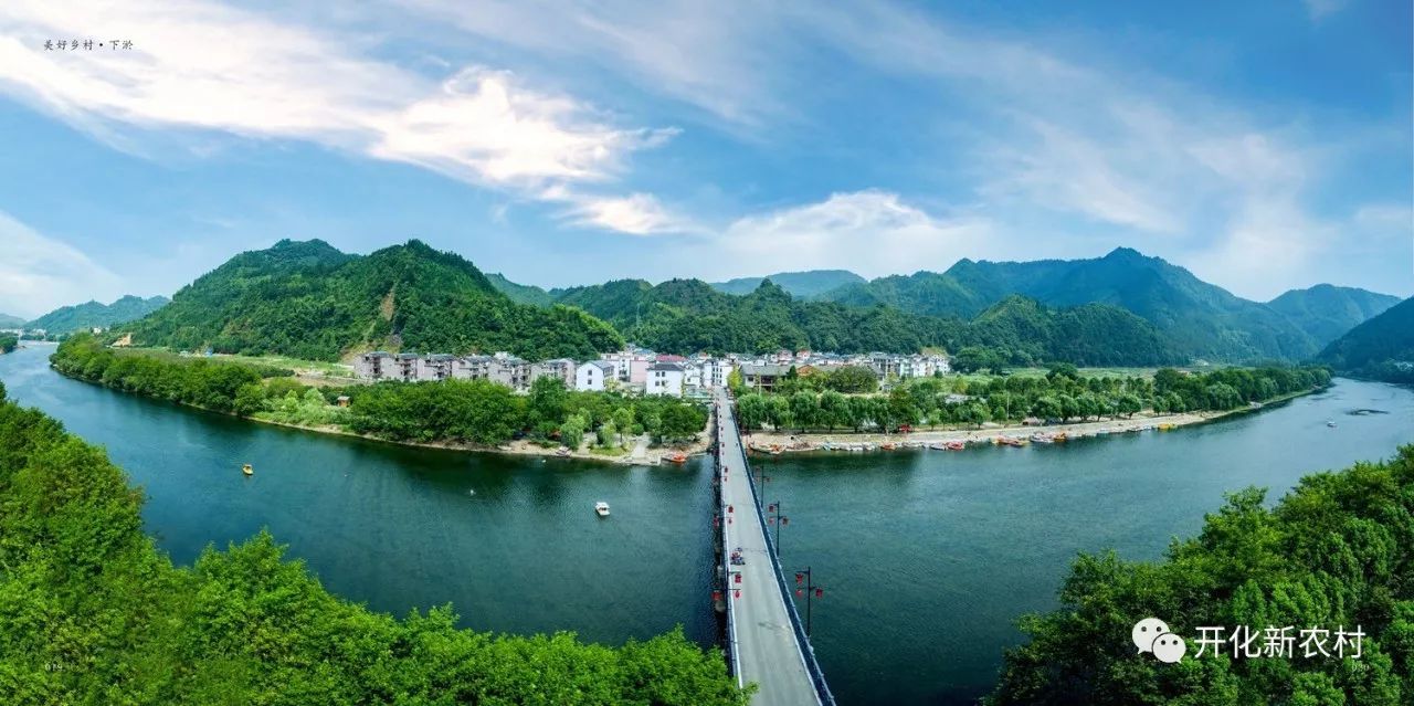 必一·体育-巴黎空袭8名袭击者被击毙 4名警察殉职