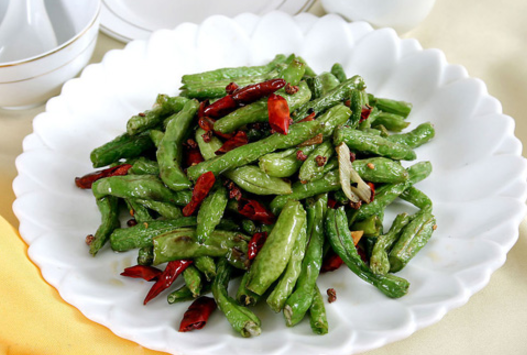 ‘ky棋牌’渑池县隆重举行第33个教师节庆祝暨表彰大会(图2) ky棋牌