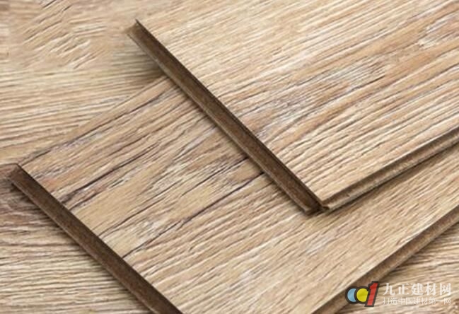 【必一·体育】英国男子一小时吞35颗伟哥 5天金枪不倒被医院急救